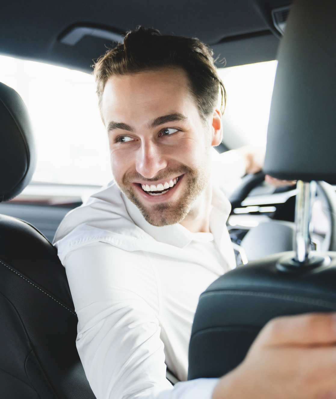 Friendly taxi driver in Athens providing excellent service.